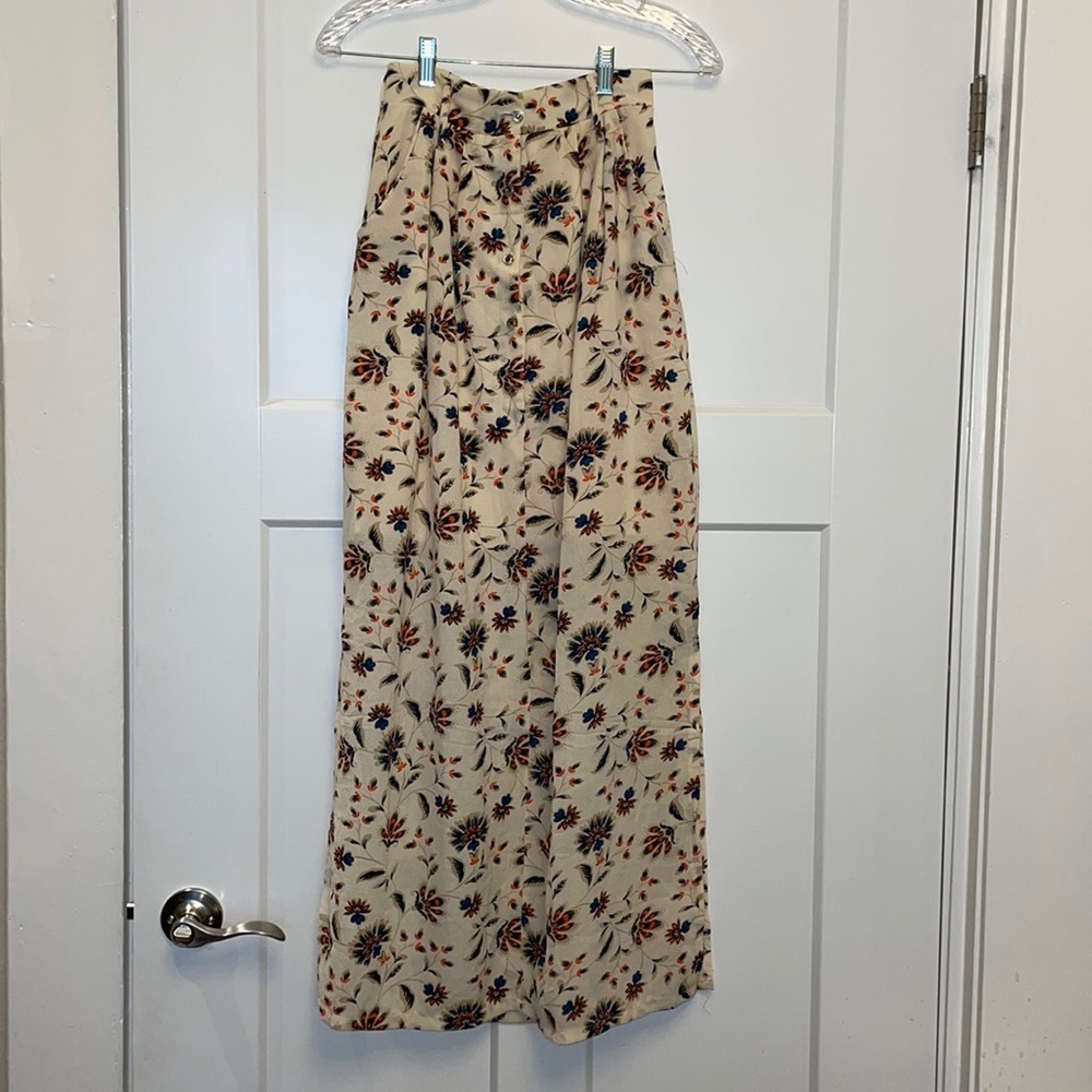 High Waisted Floral Skirt